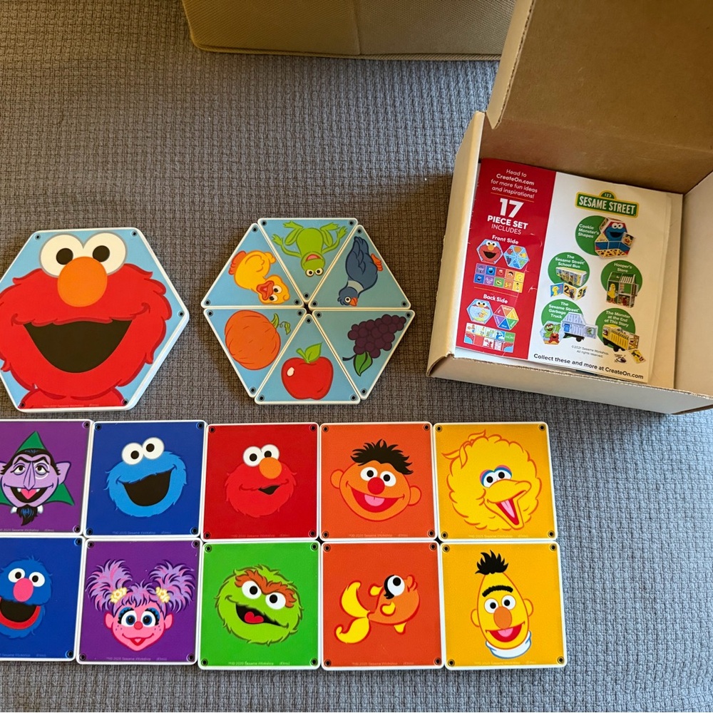 Sesame Street Character Magnetic Tiles Set - Multicolor